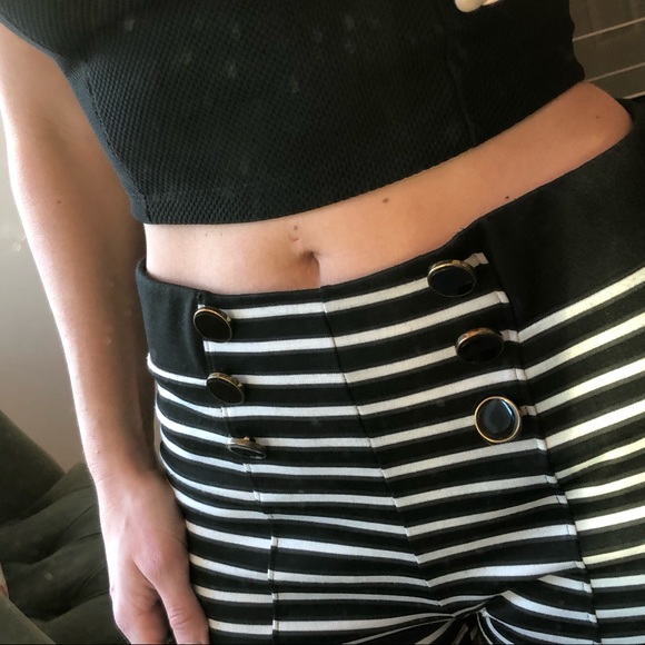 High waisted shorts - Picture 4 of 5